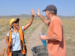 High-fiving Peak's Junior Hunter qualifies
