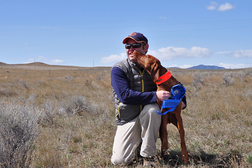 Aaron and Amante celebrate her 3 point retrieving major win in the Amateur Gun Dog stake