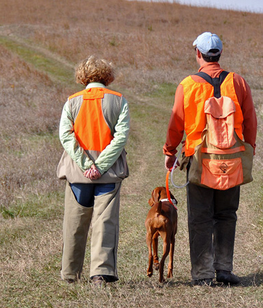 Judy and Aaron walk Vizsla Trip to the line for testing in Senior Hunter