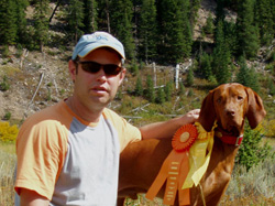Aaron and Kosmo field trial placement senior hunt qualifies