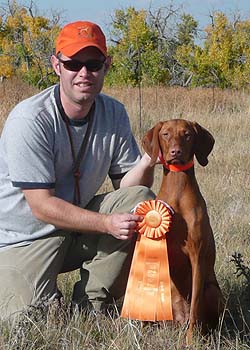 Vizsla Boulder's N Fusion's Power Trip is a new AKC Junior Hunter